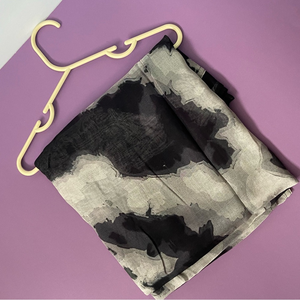 Modesty Gift box 🎁 - Picture 3 of 8